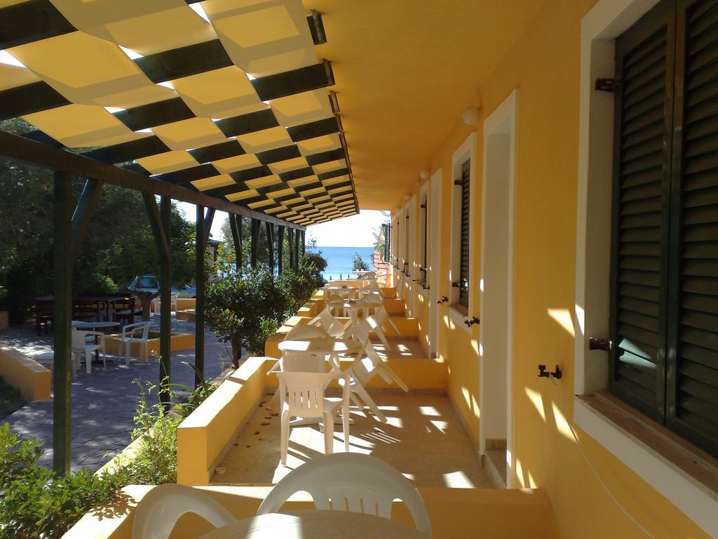 Marabou Beach Apartments Лаганас Екстериор снимка