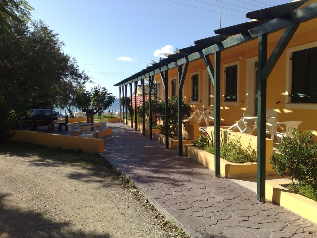 Marabou Beach Apartments Лаганас Екстериор снимка