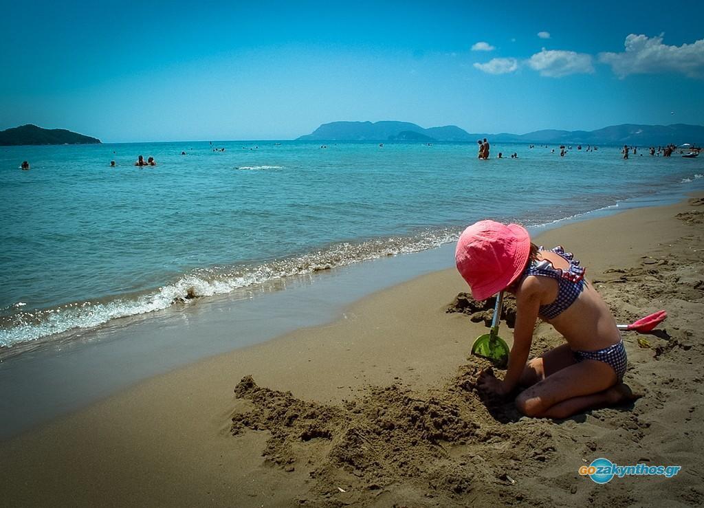 Marabou Beach Apartments Лаганас Екстериор снимка